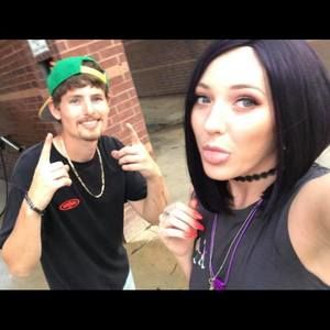 Meet your Posher, Brady